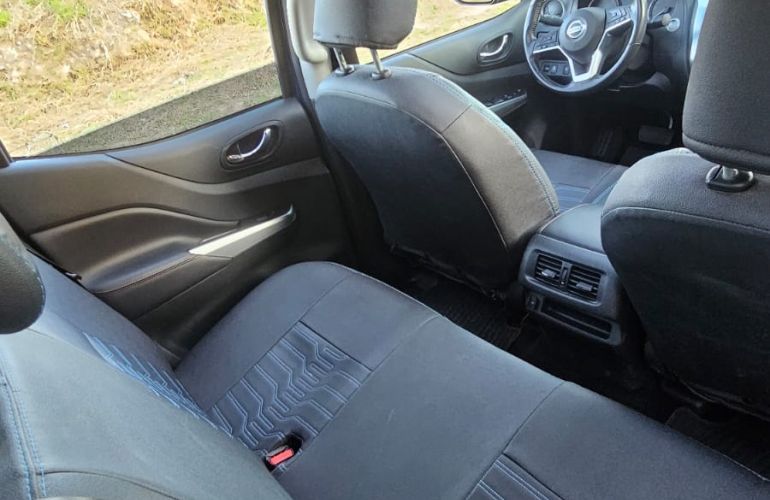 Nissan Frontier 2.3 CD Platinum 4wd (Aut) - Foto #4