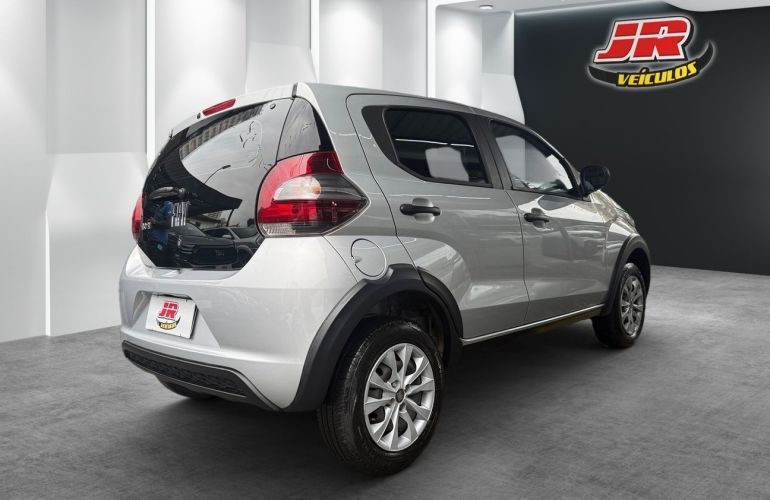 Fiat Mobi 1.0 8V Evo Like - Foto #3