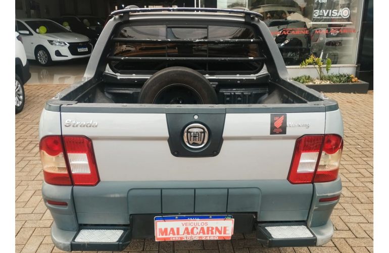 Fiat Strada Working 1.4 (Flex) (Cabine Dupla) - Foto #8