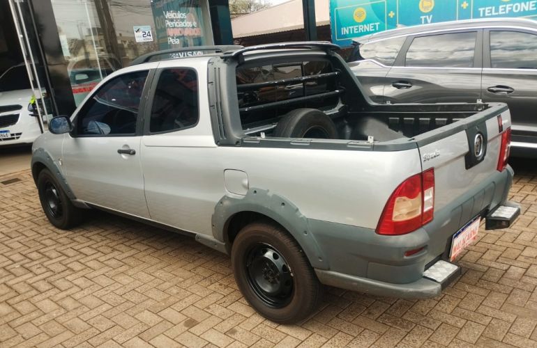 Fiat Strada Working 1.4 (Flex) (Cabine Dupla) - Foto #9