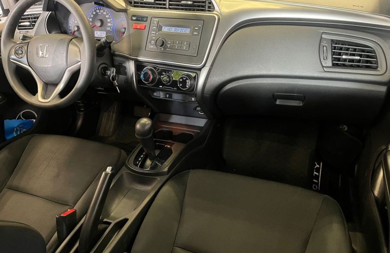 Honda City 1.5 LX 16v - Foto #10