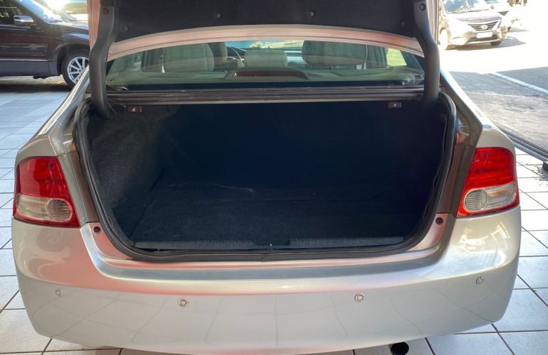 Honda Civic 1.8 Lxl 16v - Foto #10