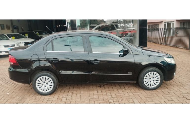 Volkswagen Voyage 1.0 - Foto #9