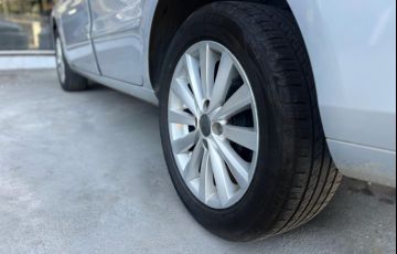Volkswagen Voyage 1.6 Mi 8V Flex 4p Manual - Foto #8