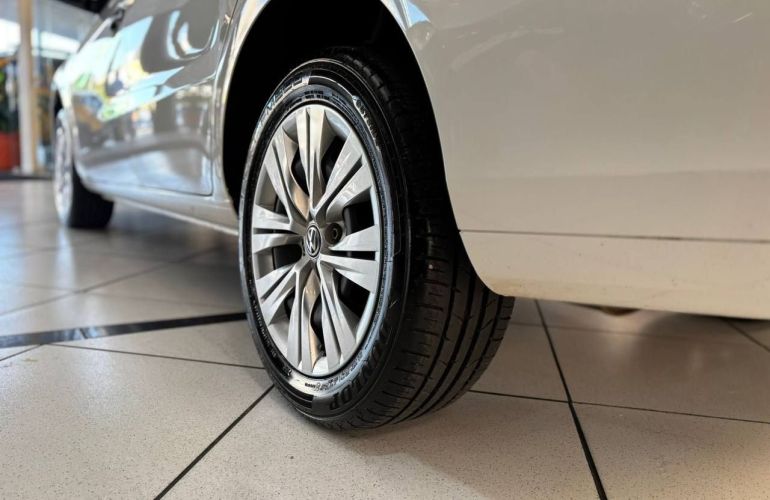 Volkswagen Voyage 1.0 12v MPi Totalflex - Foto #8