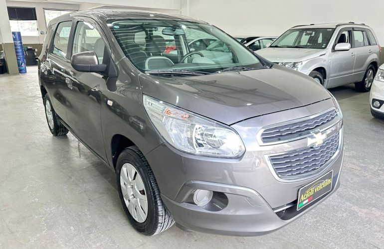 Chevrolet Spin 1.8 LT 8V Flex 4p Manual - Foto #2