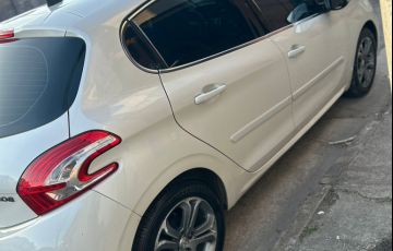 Peugeot 208 1.6 16V Griffe (Flex) (Aut) - Foto #2