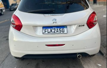 Peugeot 208 1.6 16V Griffe (Flex) (Aut) - Foto #5