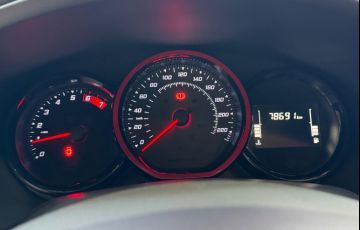 Renault Sandero 2.0 Rs 16v - Foto #5