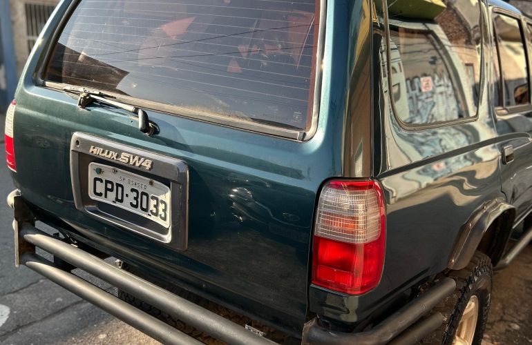 Toyota Hilux SW4 4x4 3.0 Turbo - Foto #3