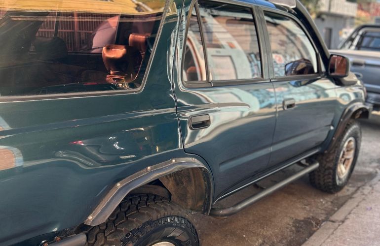 Toyota Hilux SW4 4x4 3.0 Turbo - Foto #4