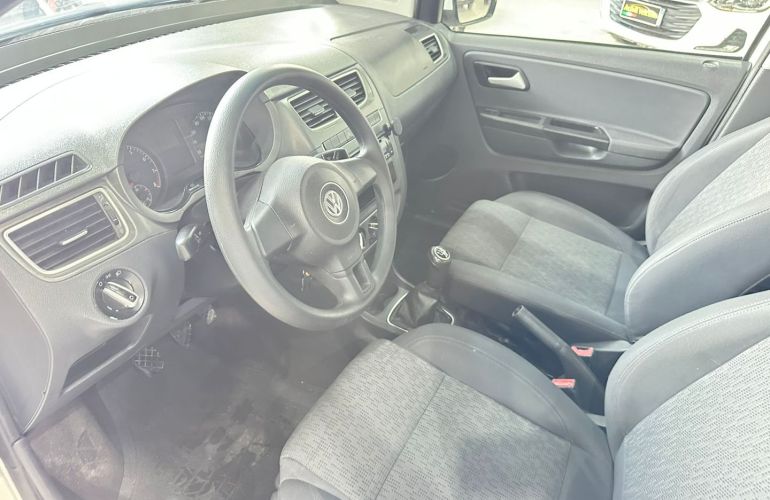 Volkswagen Fox 1.0 Mi 8V Flex 4p Manual - Foto #7