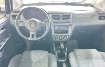 Volkswagen Fox 1.0 Mi 8V Flex 4p Manual - Foto #9