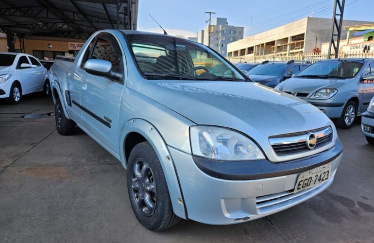 Chevrolet Montana Conquest 1.4 (Flex) - Foto #2