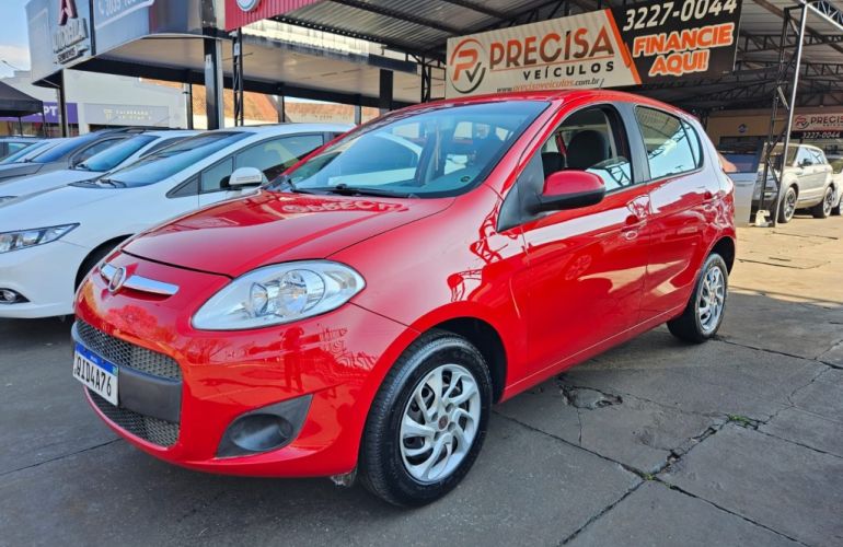 Fiat Palio Attractive 1.0 8V (Flex) - Foto #1