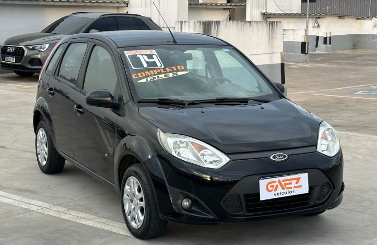 Ford Fiesta 1.0 Rocam Hatch 8v - Foto #4