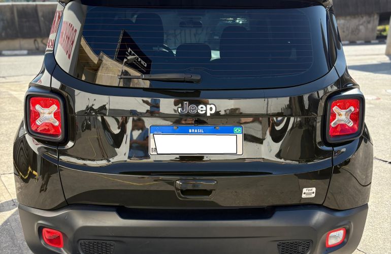 Jeep Renegade 1.8 (Aut) - Foto #5