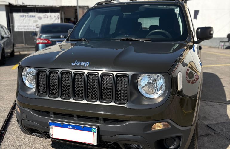 Jeep Renegade 1.8 (Aut) - Foto #6