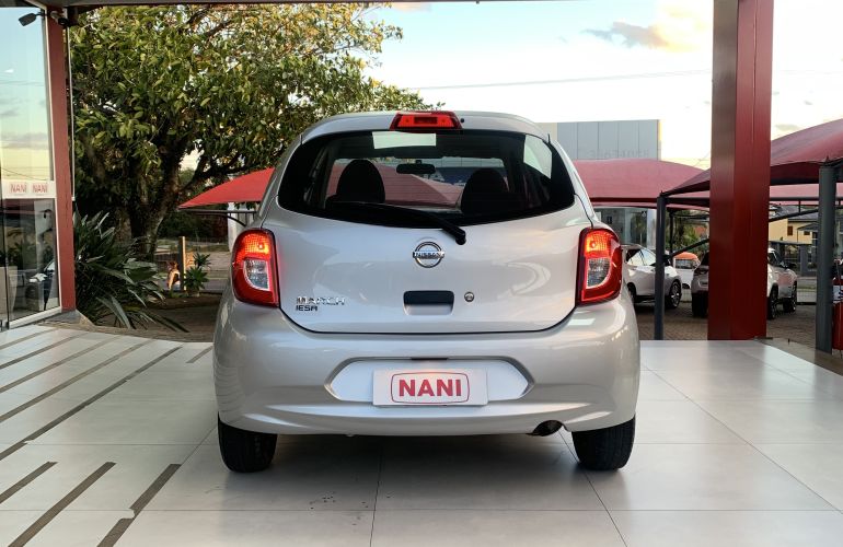 Nissan March 1.0 12V S (Flex) - Foto #6