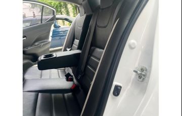 Nissan Versa 1.6 16V Flex Advance Xtronic - Foto #8