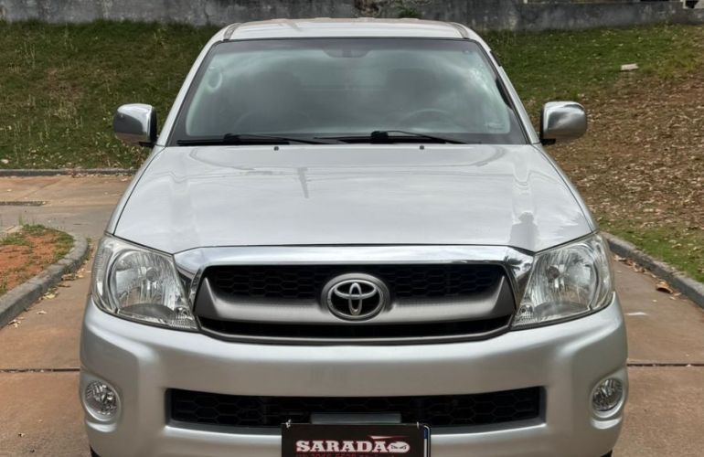 Toyota Hilux 2.5 Std 4x2 CD 16V Turbo - Foto #1