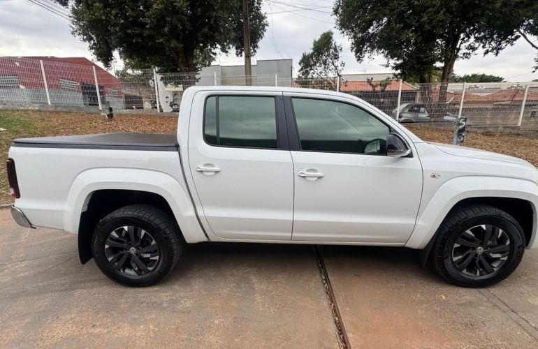 Volkswagen Amarok 3.0 V6 TDi Highline CD 4motion - Foto #4