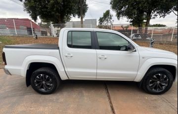 Volkswagen Amarok 3.0 V6 TDi Highline CD 4motion - Foto #4