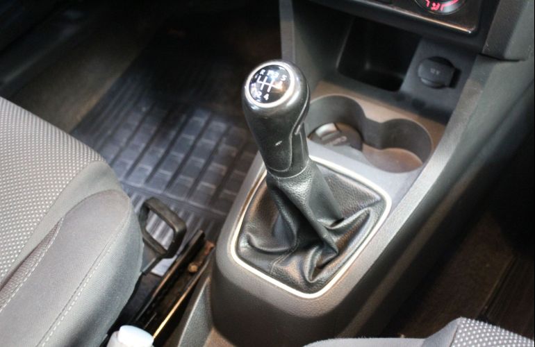 Volkswagen Fox 1.6 Mi 8v - Foto #9