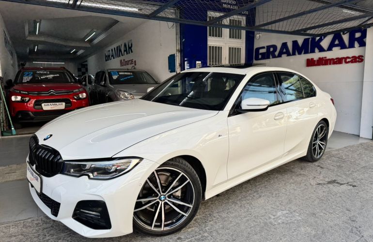 BMW 320i M Sport Flex - Foto #3