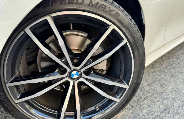 BMW 320i M Sport Flex - Foto #5