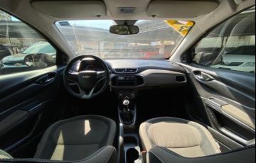 Chevrolet Prisma 1.0 LT SPE/4 - Foto #8