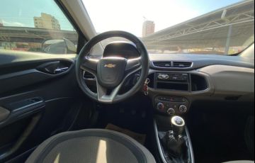 Chevrolet Prisma 1.0 LT SPE/4 - Foto #9