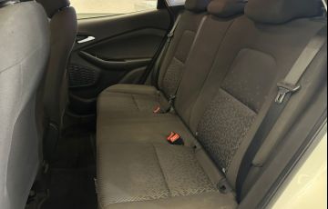 Chevrolet Tracker 1.0 Turbo Premier - Foto #10