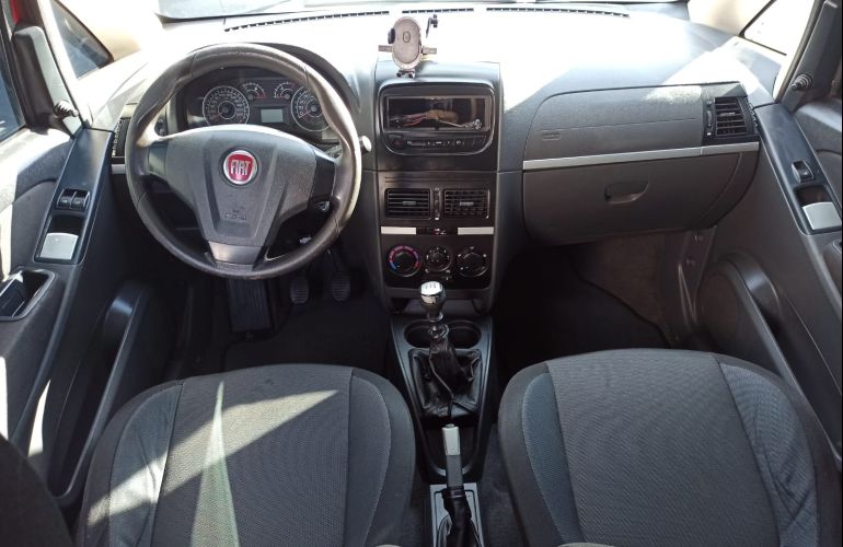 Fiat Idea Attractive 1.4 8V (Flex) - Foto #7