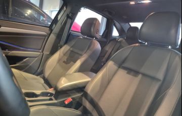 Volkswagen Jetta 1.4 250 TSi Total R-line - Foto #5