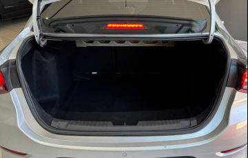 Chevrolet Onix 1.0 Turbo Plus Premier - Foto #9