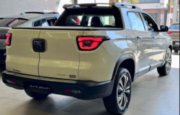 Fiat Toro 2.0 16V Turbo Volcano 4WD At9 - Foto #6