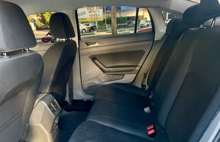 Volkswagen Virtus 200 TSI Comfortline (Flex) (Aut) - Foto #6