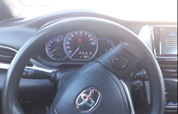 Toyota Yaris 1.5 XL Plus Connect CVT - Foto #2