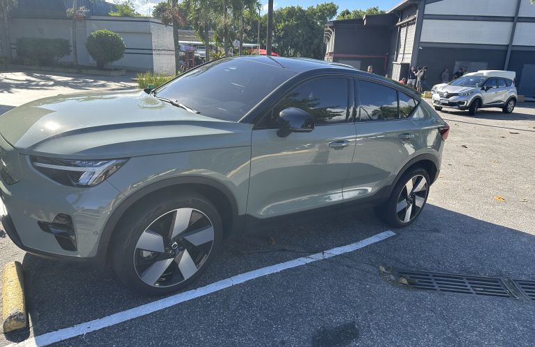 Volvo C40 Recharge Pure Electric BEV 78 kWh - Foto #1