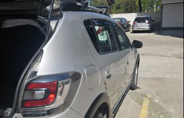 Renault Sandero Expression 1.6 8V (Flex) - Foto #7