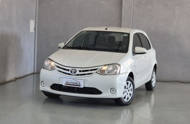 Toyota Etios 1.5 X Plus - Foto #1