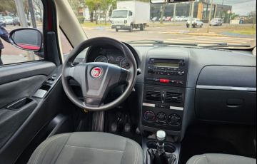Fiat Idea Attractive 1.4 8V (Flex) - Foto #2