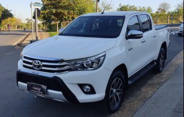 Toyota Hilux 2.7 Srv 4x2 CD 16v - Foto #2