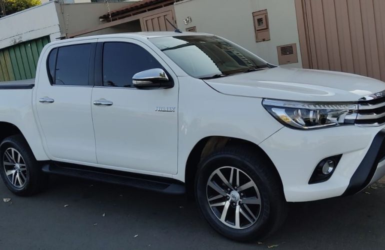 Toyota Hilux 2.7 Srv 4x2 CD 16v - Foto #9