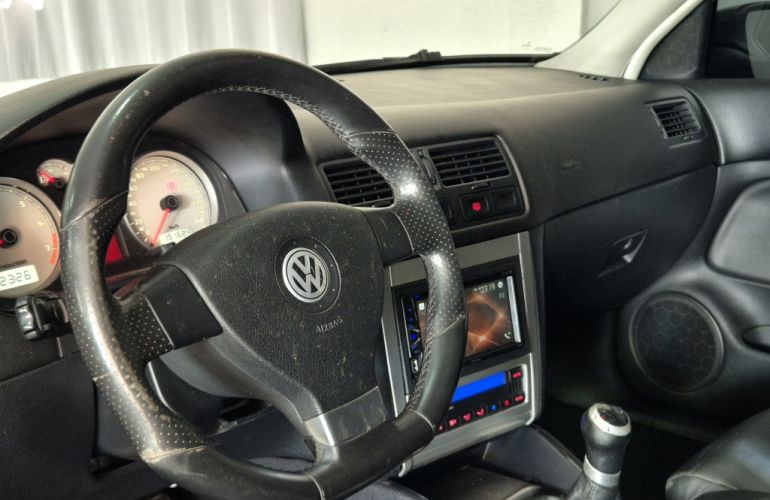Volkswagen Golf  Sportline 1.6 VHT Total (Flex) - Foto #5