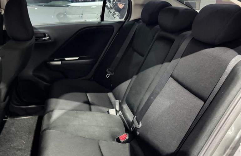 Honda City 1.5 EX 16v - Foto #9