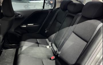 Honda City 1.5 EX 16v - Foto #9