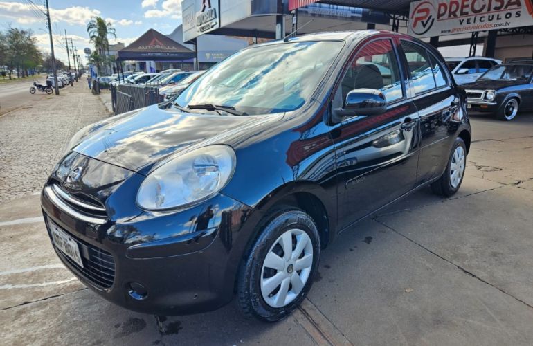 Nissan March 1.0 S (Flex) - Foto #1