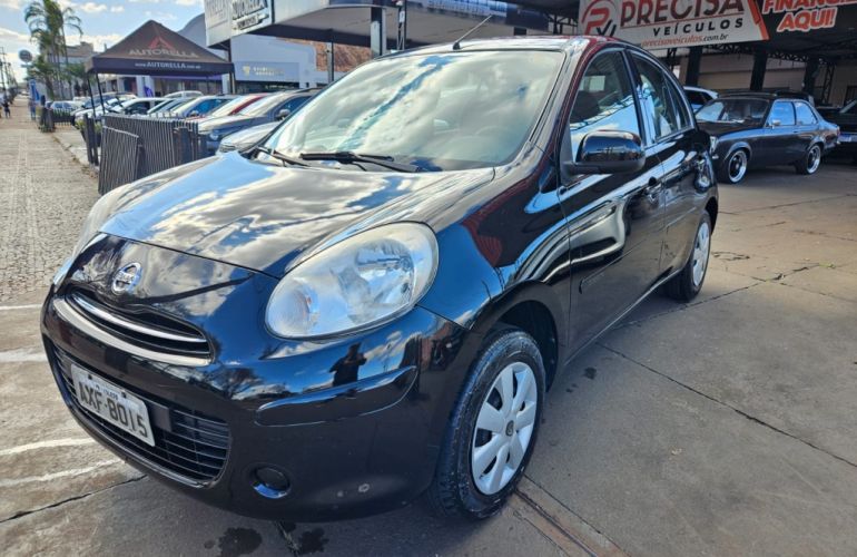 Nissan March 1.0 S (Flex) - Foto #10
